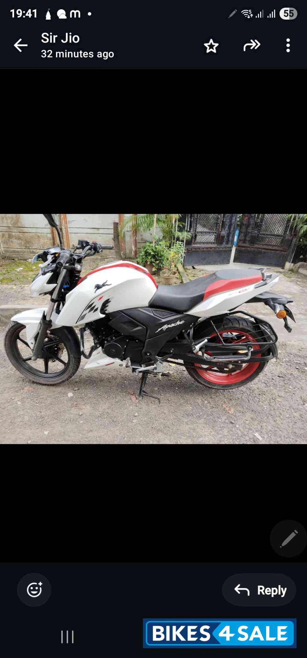 TVS Apache RTR 160 4V BS6
