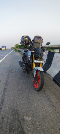 Red Grey Yamaha MT-15 Ver 2.0