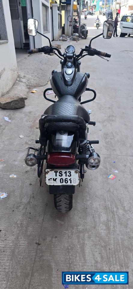 Bajaj Avenger Street 220