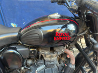 Royal Enfield Classic Stealth Black