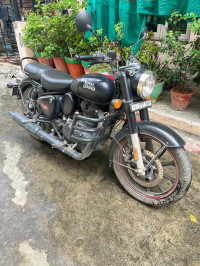 Stealth Black Royal Enfield Classic 350 Dual Channel BS6