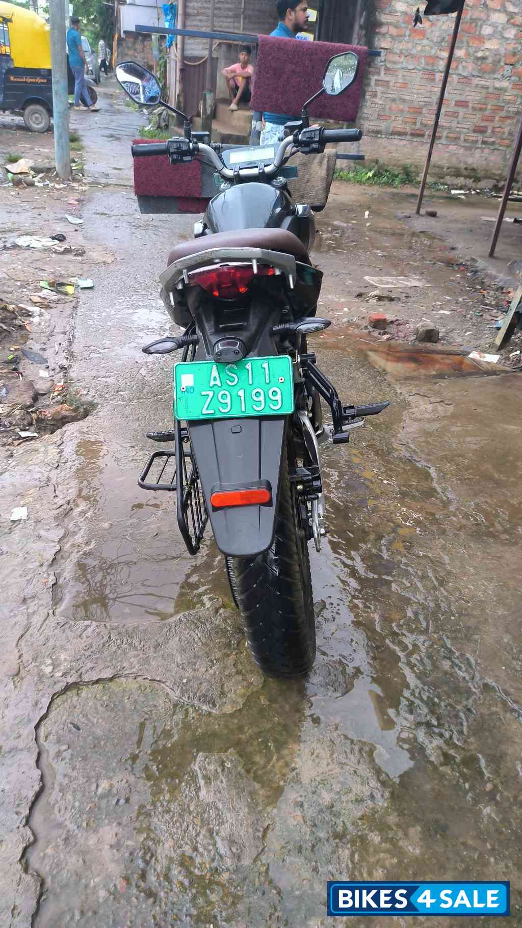 Black Revolt RV400 Stealth Black Limited Edition