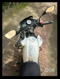 Pearl White TVS Apache RTR 180 ABS