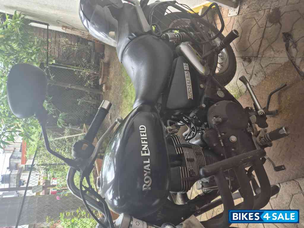 Mat Black Royal Enfield Thunderbird 350