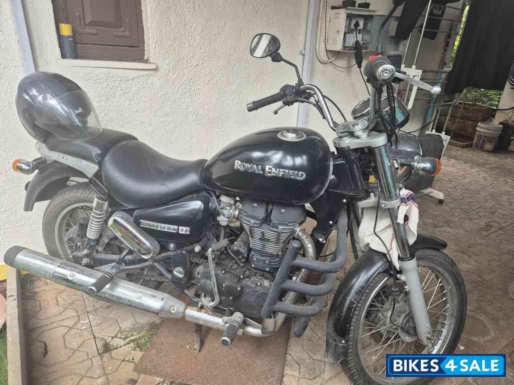 Mat Black Royal Enfield Thunderbird 350