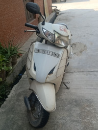 White Honda Activa