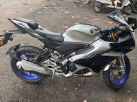 Yamaha R15 V4