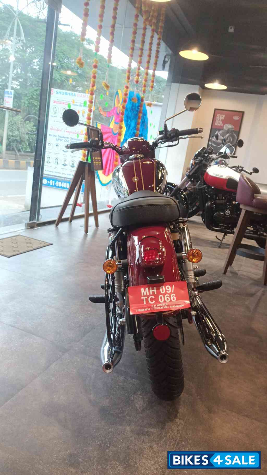 Marron Ideal Jawa Yezdi Classic