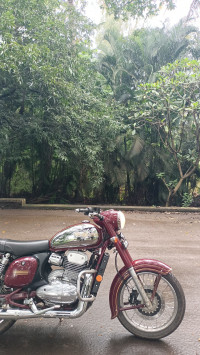 Marron Ideal Jawa Yezdi Classic