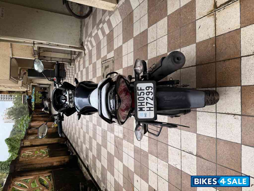 Pearl Siren Blue Honda Unicorn 160 BS6