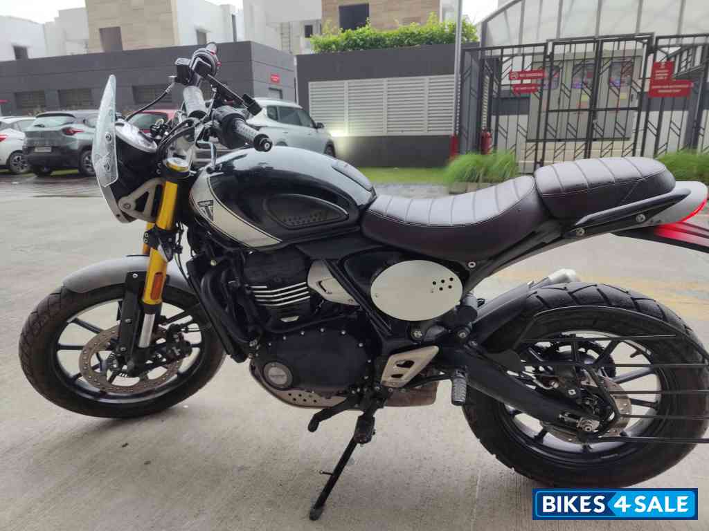 Triumph Scrambler 400 X