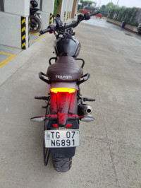 Triumph Scrambler 400 X