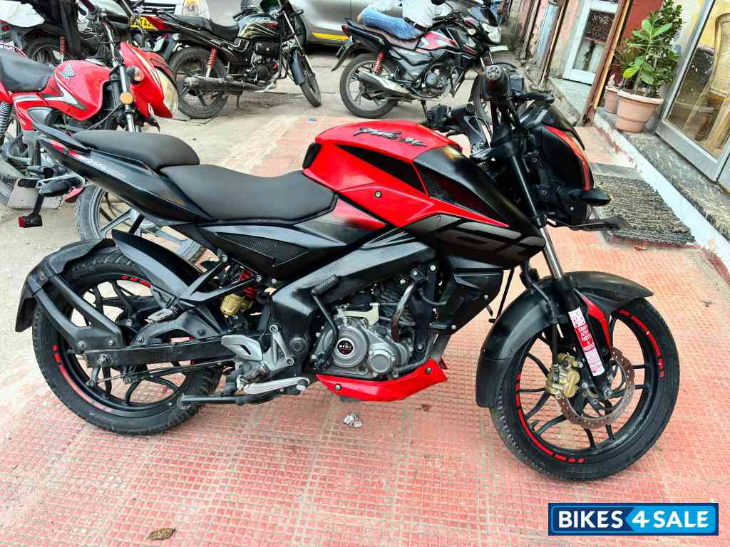 Bajaj Pulsar NS 160