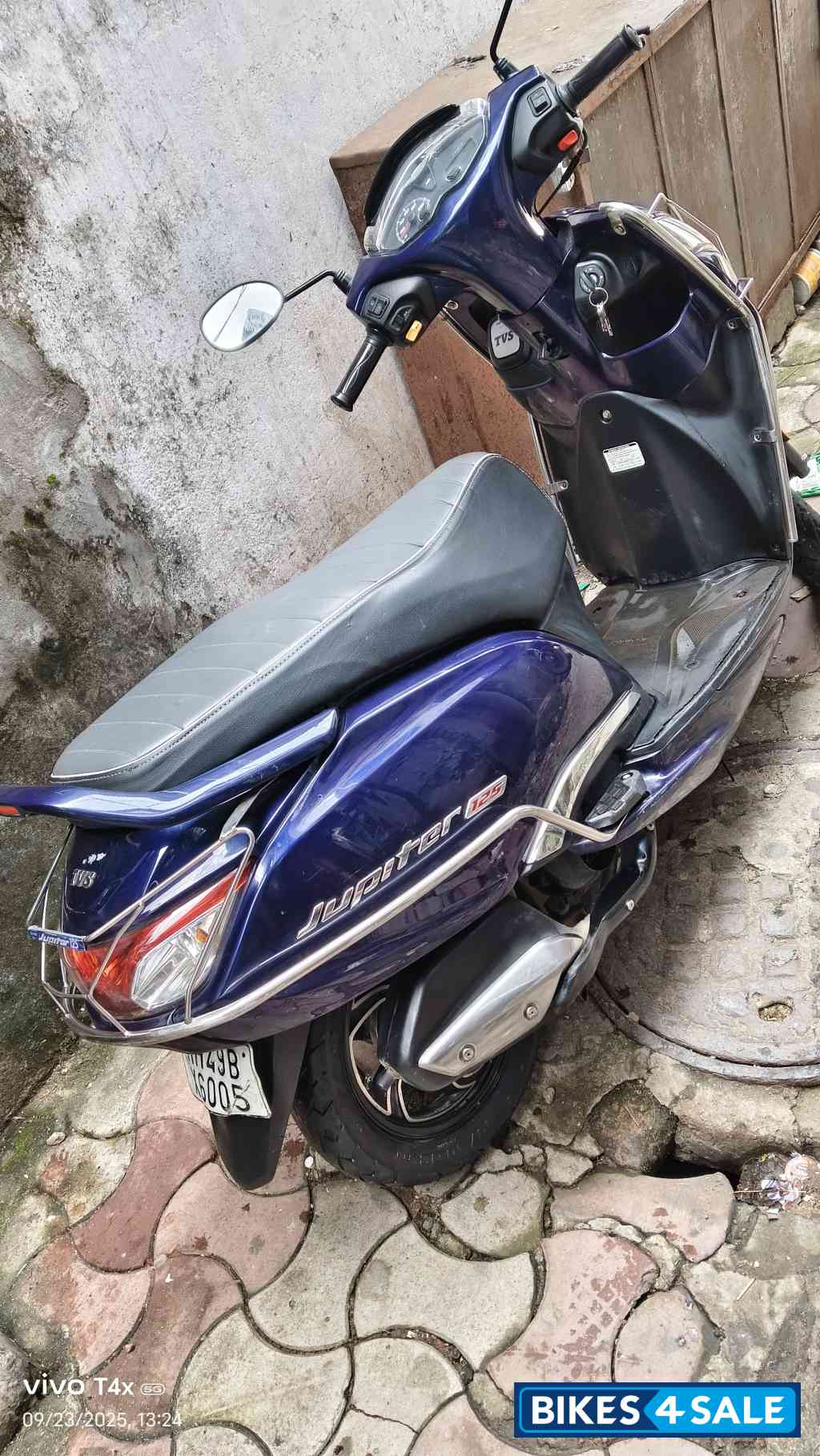 Blue TVS Jupiter 125