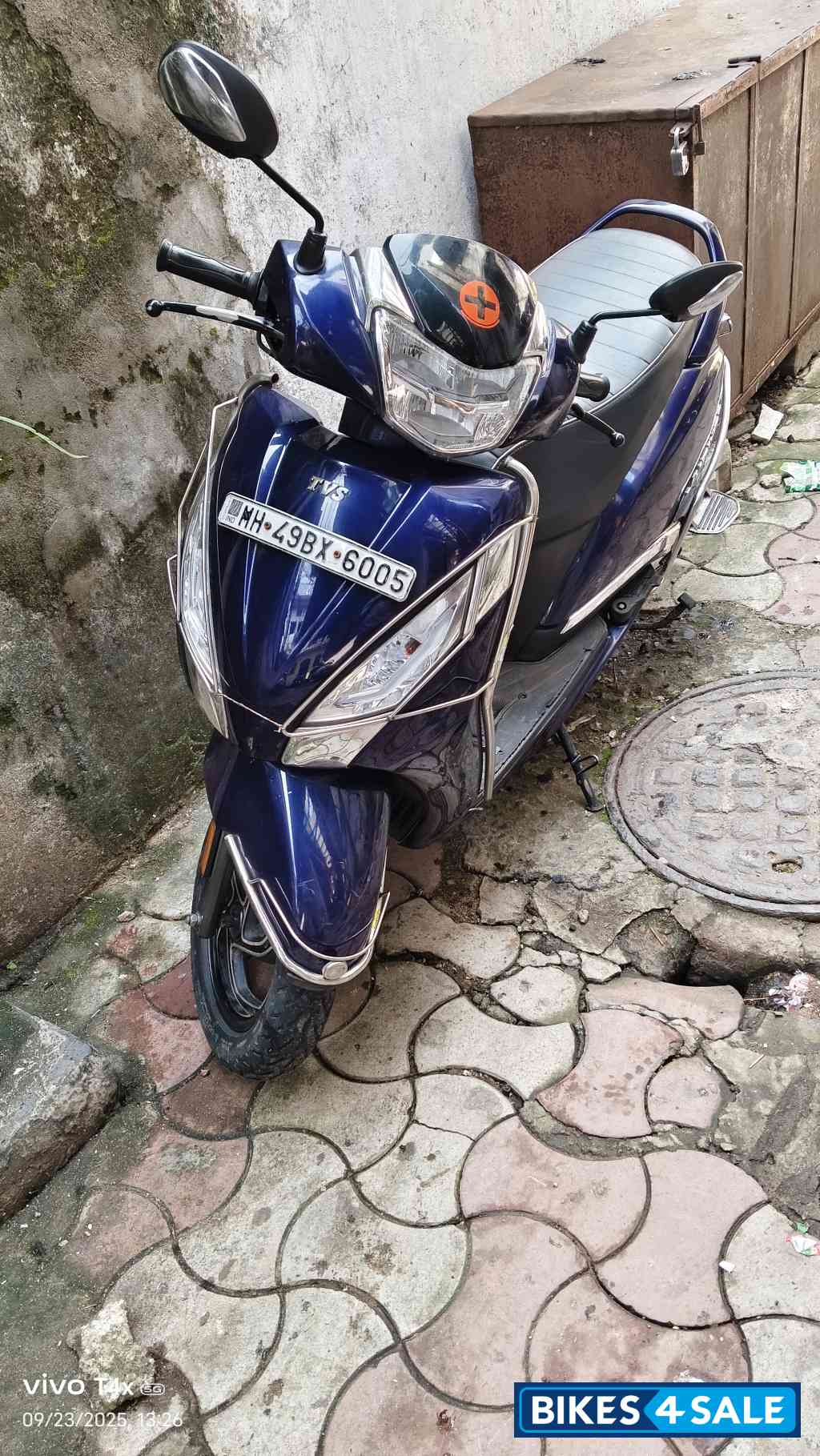Blue TVS Jupiter 125