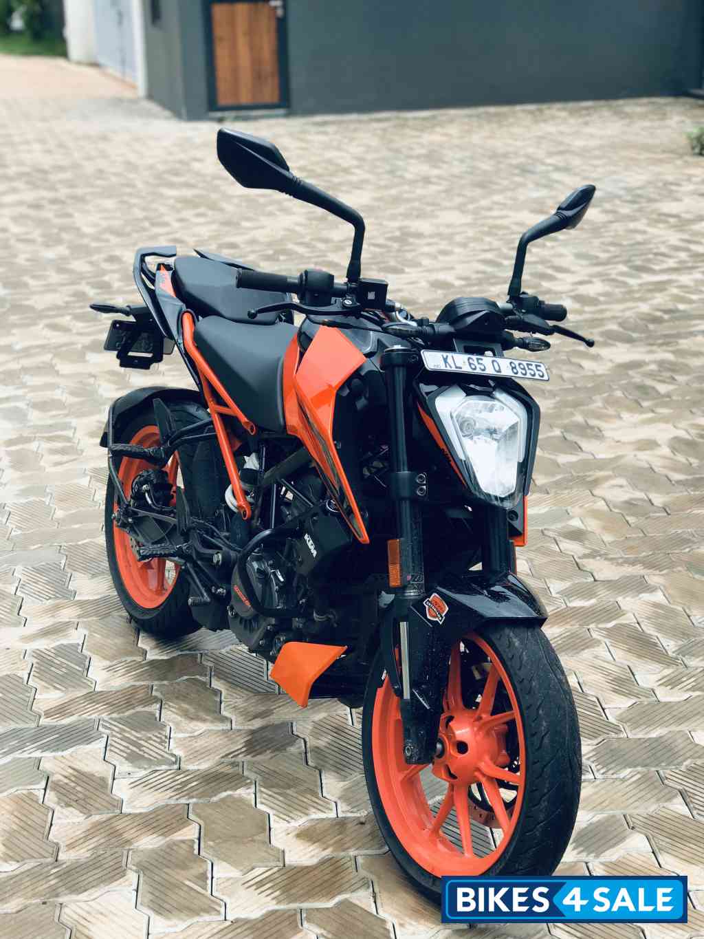 KTM Duke 200