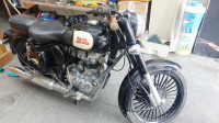 Black Royal Enfield Classic 350 BS VI