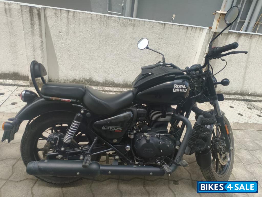 Royal Enfield Meteor 350 Fireball