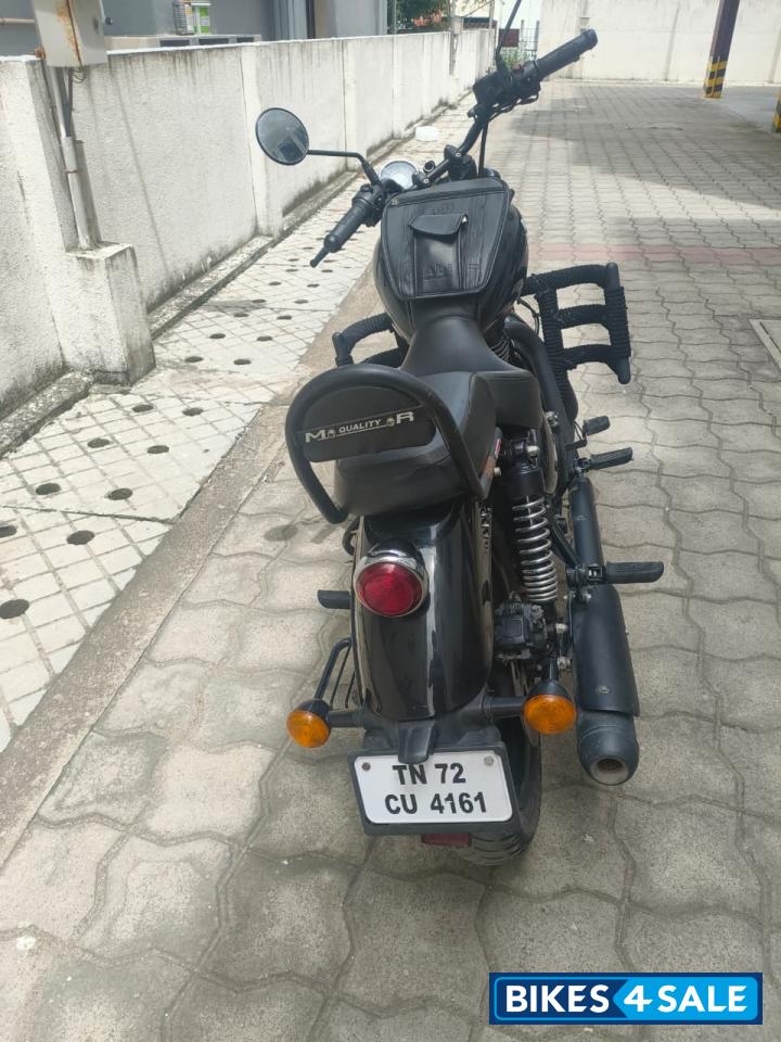 Royal Enfield Meteor 350 Fireball