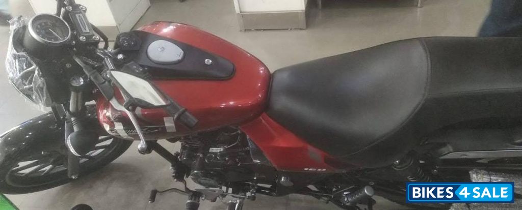 Bajaj Avenger Street 160