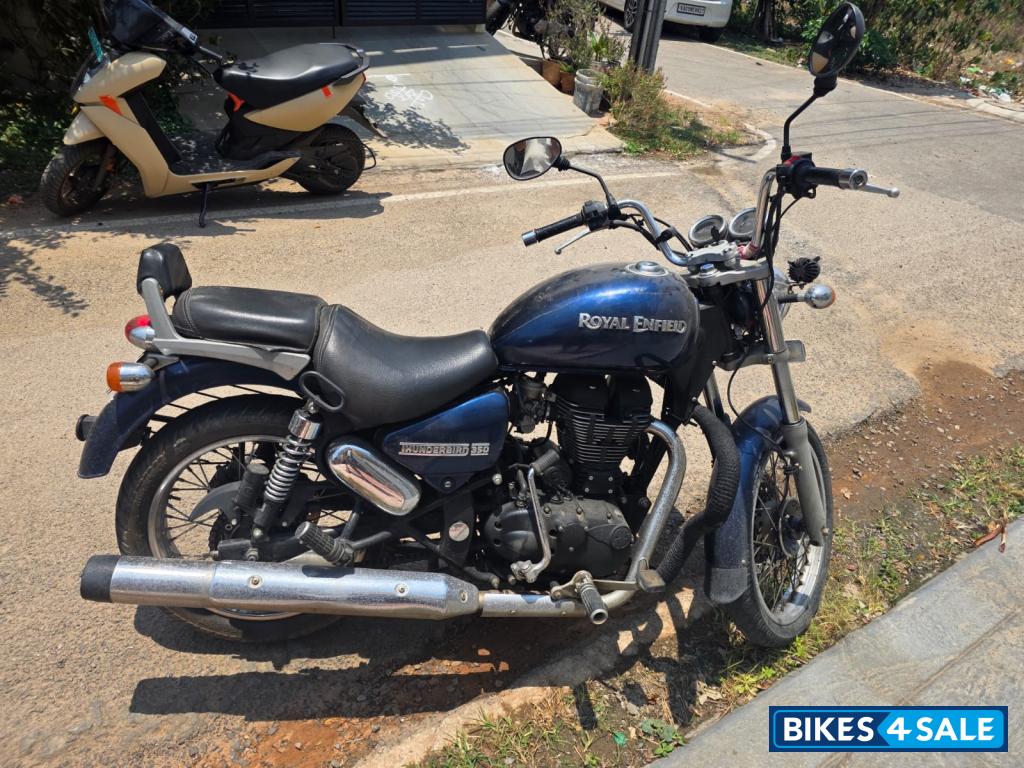 Navy Blue Royal Enfield Thunderbird 350