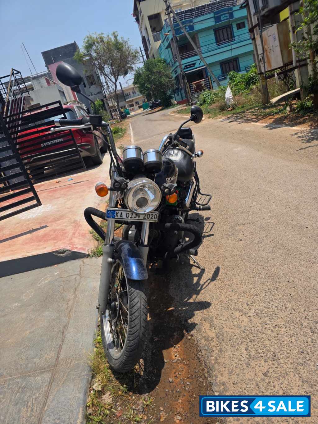 Navy Blue Royal Enfield Thunderbird 350