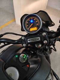 Bajaj Avenger 180 DTS-i