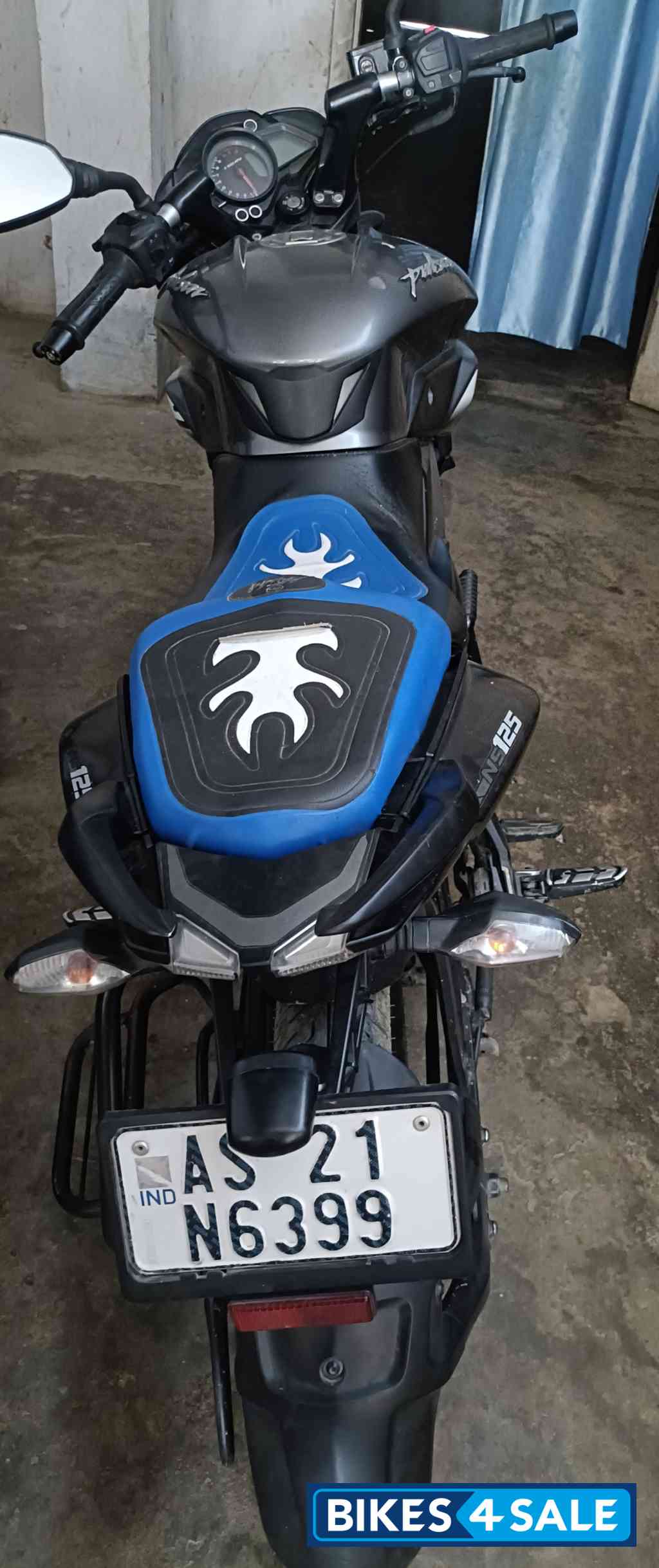 Bajaj Pulsar N125