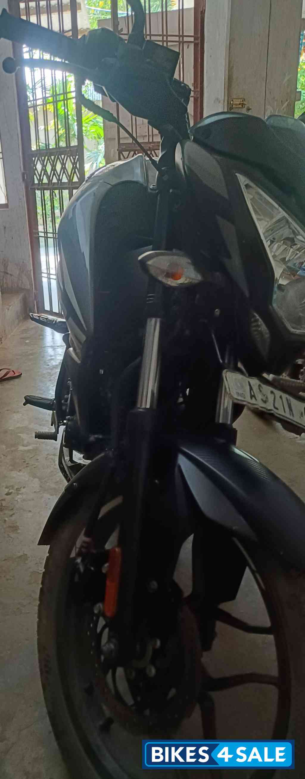 Bajaj Pulsar N125