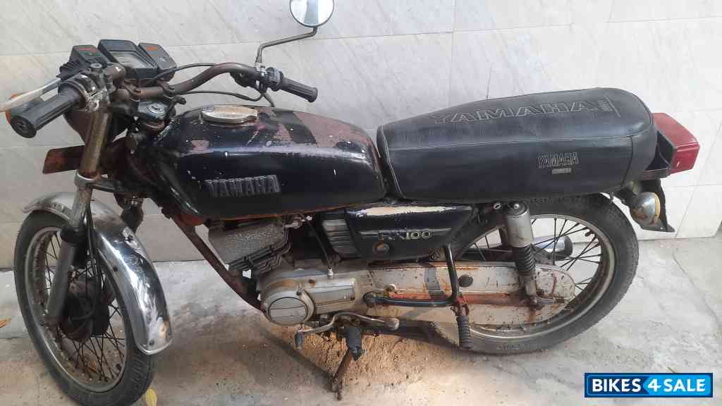 Yamaha RX 100