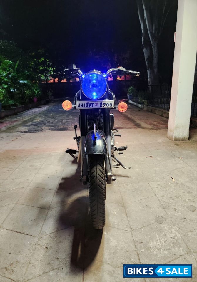 Black Royal Enfield Bullet Standard 500