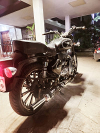 Black Royal Enfield Bullet Standard 500