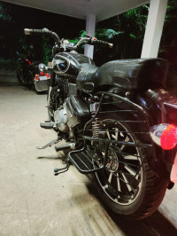 Black Royal Enfield Bullet Standard 500