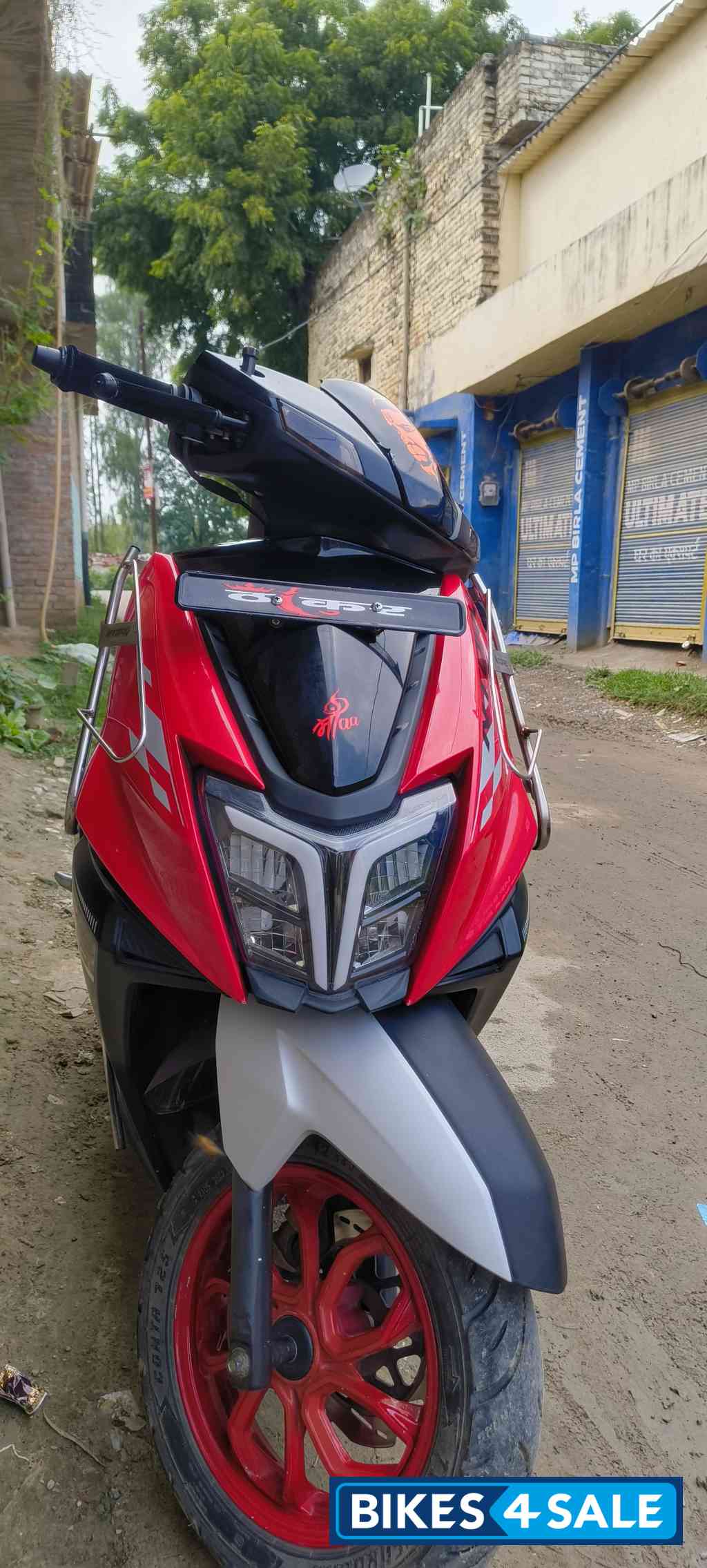 Blk+red TVS NTORQ 125 Race XP