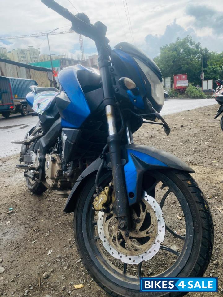 Bajaj Pulsar 200 NS