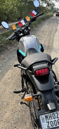 Royal Enfield Scram 411