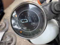 Jawa 42 Dual Channel ABS Sirius White