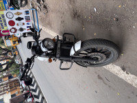 Jawa 42 Dual Channel ABS Sirius White