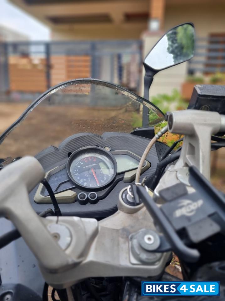 Ebony Black Bajaj Pulsar RS 200 ABS