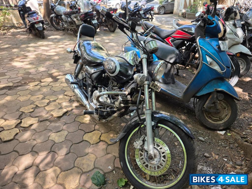 Black Grey Bajaj Avenger Cruise 220 BS6 Black Grey Bajaj Avenger Cruise 220 BS6