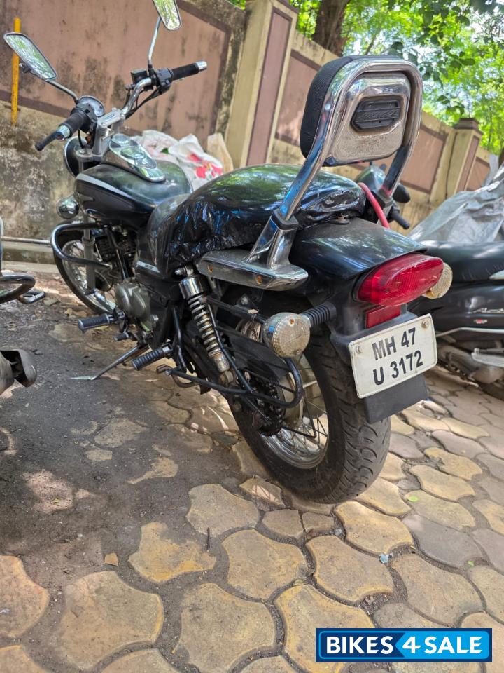 Black Grey Bajaj Avenger Cruise 220 BS6 Black Grey Bajaj Avenger Cruise 220 BS6