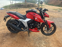 Red TVS Apache RTR 160 4V
