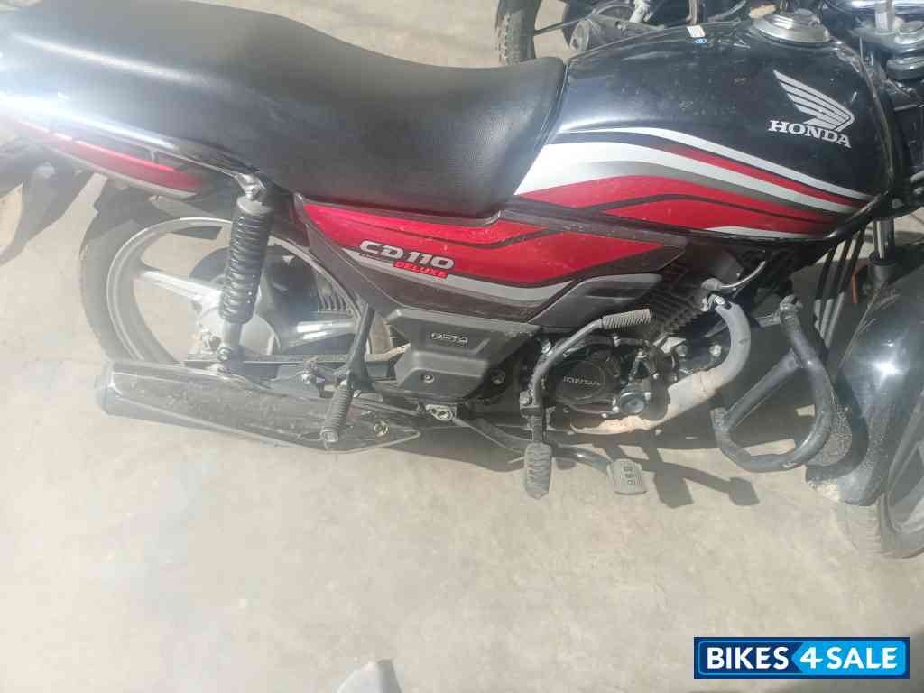 Red Honda CD 110 Dream Deluxe BS6