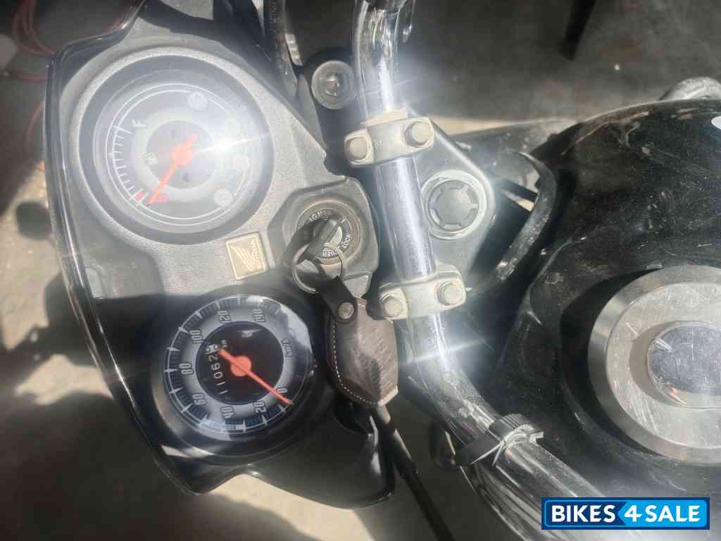 Red Honda CD 110 Dream Deluxe BS6