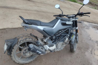 Husqvarna Svartpilen 250
