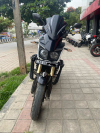 Mahindra Mojo
