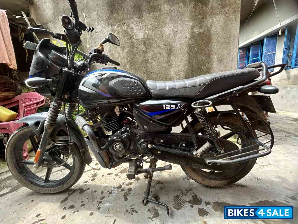 Bajaj CT 125X