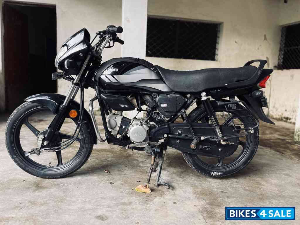 Black (gbk) Hero HF Deluxe BS6