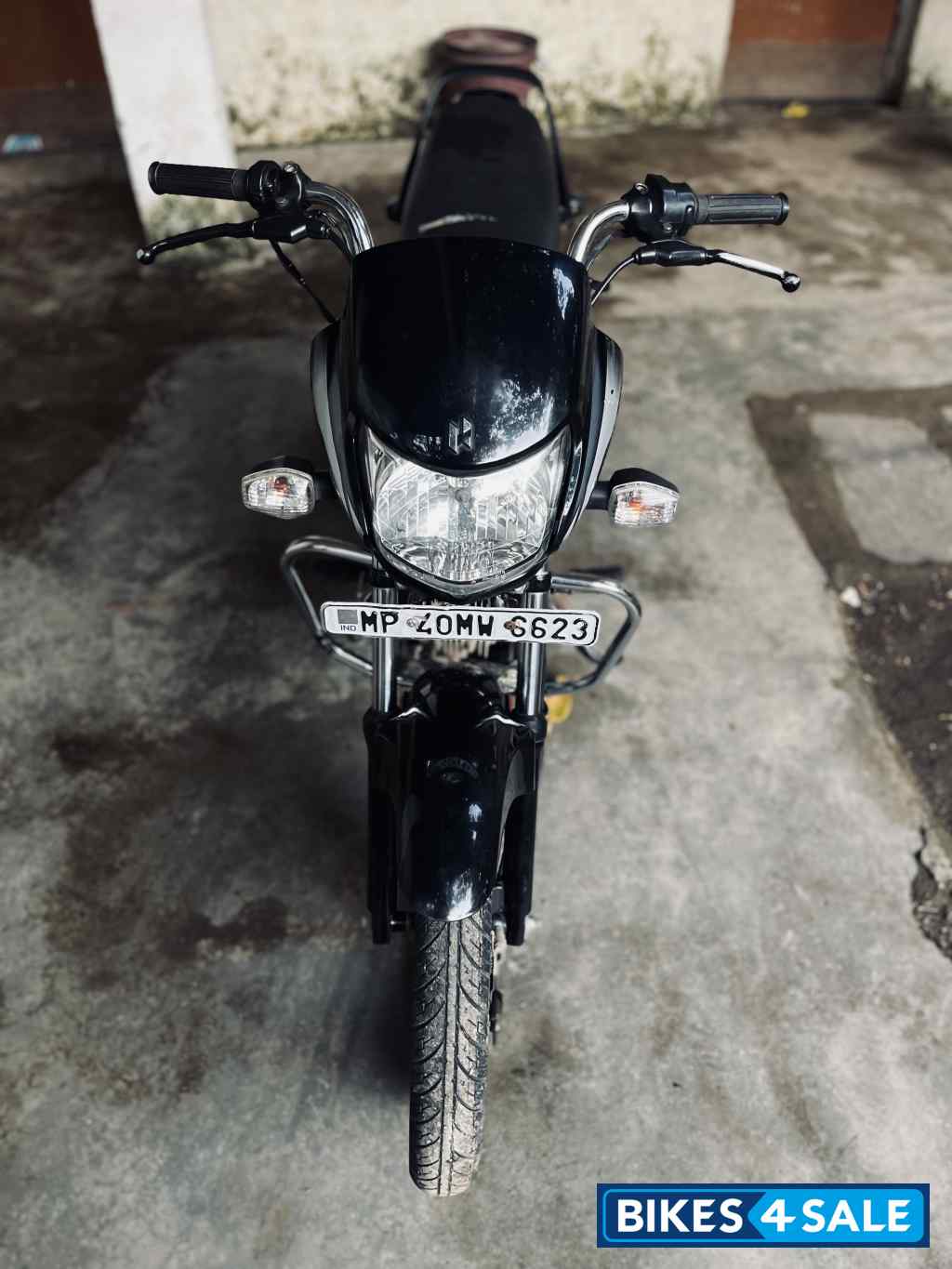 Black (gbk) Hero HF Deluxe BS6