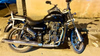 Black Royal Enfield Thunderbird 350